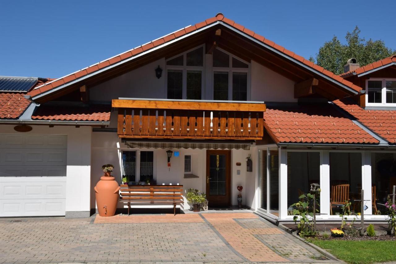 Haus Gauss Apartment Seeg Bagian luar foto